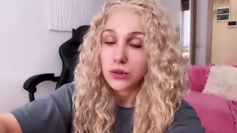 carol_may_ online show from 14, 6, 2026