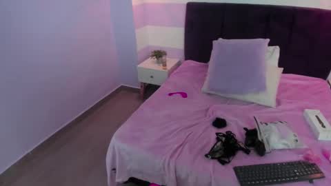 Carol  online show from 7, 3, 2025