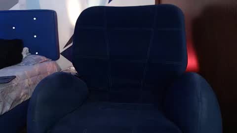 Snapshot of carolin_moore chatting on 8, 12, 2024 Carolin Moore online show from 8, 12, 2024