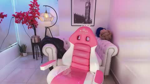 Snapshot of carolina_cherry chatting on 19, 1, 2026 CAROLINA. online show from 19, 1, 2026