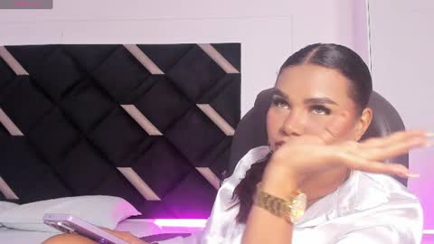 carolina_evannss online show from 23, 7, 2026