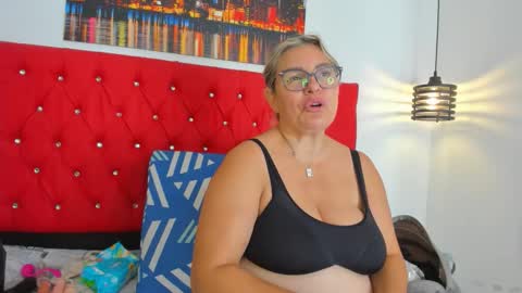 Carolina online show from 4, 11, 2025