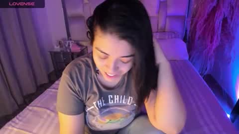 Snapshot of carolinafox_ chatting on 22, 10, 2025 caroline online show from 22, 10, 2025