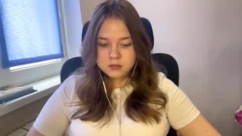 carolindueno online show from 13, 3, 2026