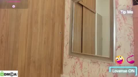 caroline daring online show from 17, 12, 2025