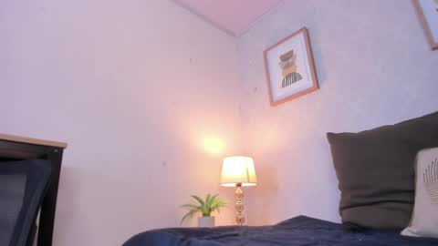  Caroline  online show from 29, 4, 2026