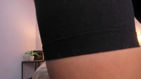  Caroline  online show from 27, 6, 2026