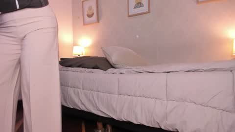  Caroline  online show from 18, 7, 2026