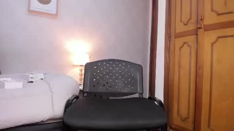  Caroline  online show from 25, 7, 2026