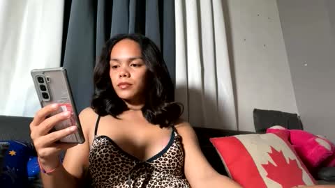 caroline_east online show from 16, 3, 2026