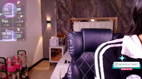 caroline_foster1 online show from 4, 2, 2026