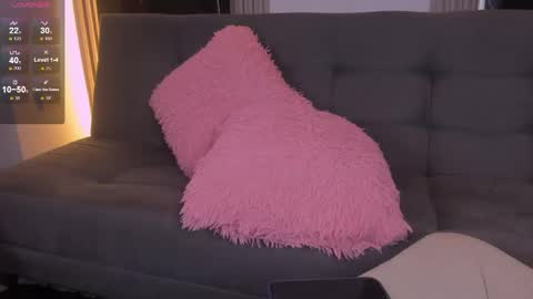 caroline_foster1 online show from 30, 4, 2026