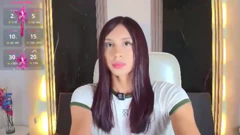 caroline_foster1 online show from 24, 6, 2026