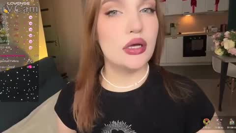 Caro online show from 2, 2, 2025