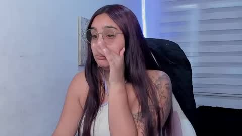 caroline_rodriguez_9 online show from 8, 7, 2026