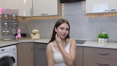 Snapshot of carolinebluee chatting on 20, 10, 2025 Carolina online show from 20, 10, 2025