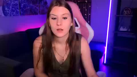 Snapshot of carolinedesire chatting on 14, 3, 2026 Caroline online show from 14, 3, 2026