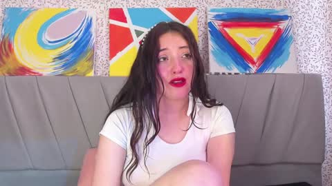 Snapshot of carolinediaz_3 chatting on 4, 1, 2025 online show from 4, 1, 2025