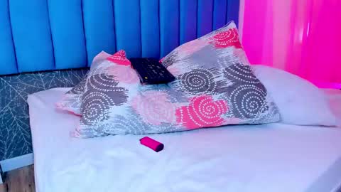 CarolineeGarcia online show from 10, 3, 2025