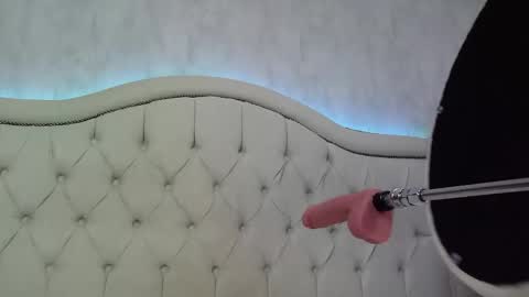 carolinesampaio online show from 3, 2, 2026