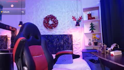 Caroline Scoth online show from 20, 12, 2024