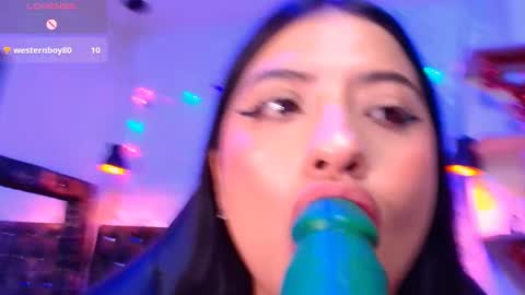 Caroline Scoth online show from 8, 2, 2025