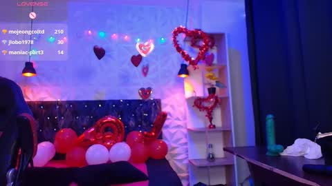 Caroline Scoth online show from 20, 2, 2025