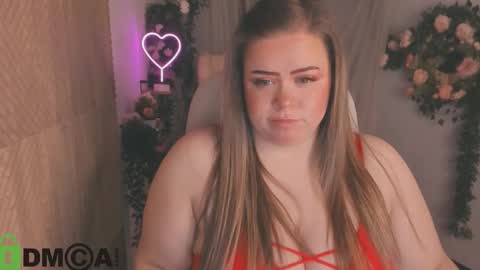 Snapshot of caroll_li chatting on 8, 3, 2025 caroll_li online show from 8, 3, 2025