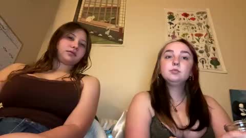 Snapshot of carpetmunchers chatting on 26, 9, 2025 carpetmunchers online show from 26, 9, 2025