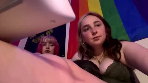 Snapshot of carpetmunchers chatting on 4, 10, 2025 carpetmunchers online show from 4, 10, 2025