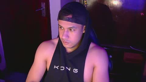 Snapshot of casas_oom chatting on 15, 12, 2024 online show from 15, 12, 2024