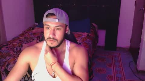 Snapshot of casas_oom chatting on 12, 10, 2025 online show from 12, 10, 2025