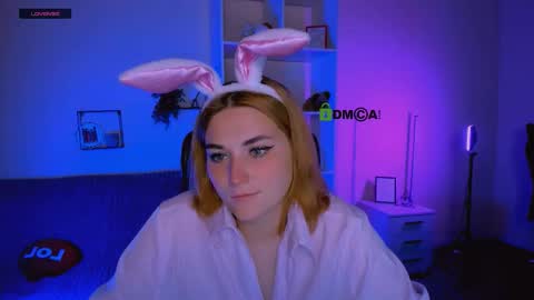 Snapshot of casey_meow_ chatting on 8, 10, 2025 casey_meow_ online show from 8, 10, 2025