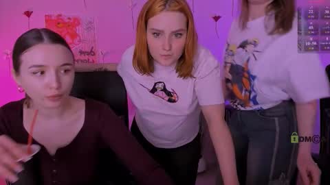 Snapshot of casey_meow_ chatting on 8, 3, 2026 casey_meow_ online show from 8, 3, 2026