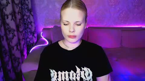 Snapshot of caseysykes chatting on 9, 8, 2026 asey online show from 9, 8, 2026