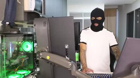 Snapshot of cash_master777 chatting on 22, 2, 2026 cash_master777 online show from 22, 2, 2026