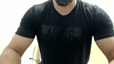 cashmastermuscle77 online show from 5, 7, 2026