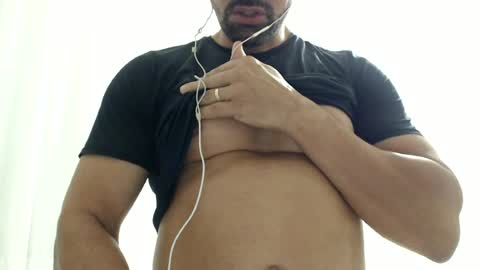 cashmastermuscle77 online show from 8, 7, 2026