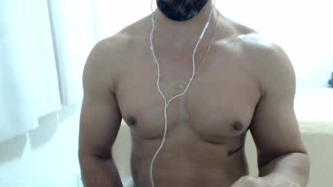 cashmastermuscle77 online show from 25, 7, 2026