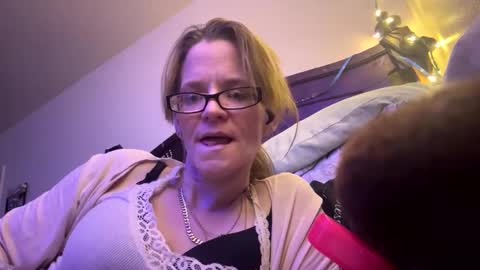 casidy1 online show from 2, 3, 2025