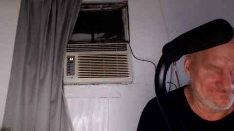 Snapshot of casinocam chatting on 9, 8, 2026 CasinoCam online show from 9, 8, 2026