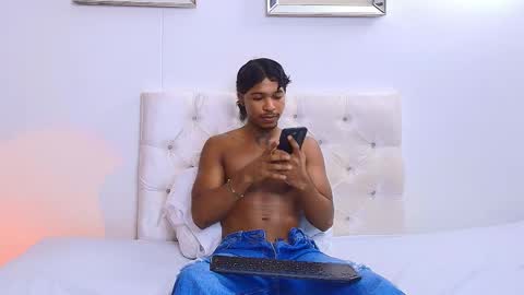 CASSIAN GOLD online show from 5, 5, 2026