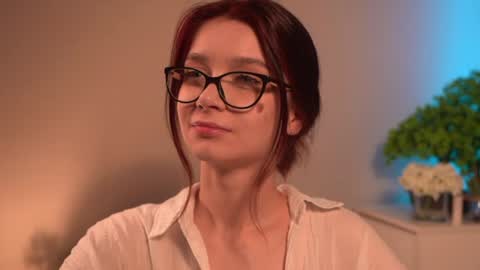 Cassie online show from 12, 7, 2026