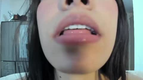 Cassie Jones online show from 24, 6, 2026