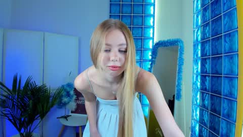 Hello my name is Cassie and my friend Nilo is also here online show from 12, 12, 2024