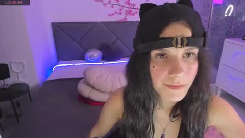 Snapshot of cassieevanss chatting on 10, 7, 2026 Cassie online show from 10, 7, 2026