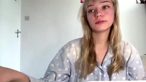 Olivia online show from 23, 3, 2026