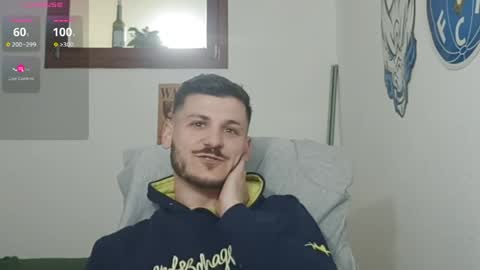 Mike Moreira online show from 8, 4, 2026