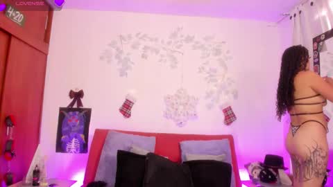 Cata green model independient online show from 1, 12, 2025