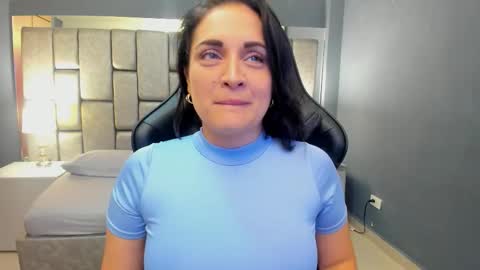 Cata Joness  My schedule 2200 - 0500 GMT -5 online show from 24, 10, 2025